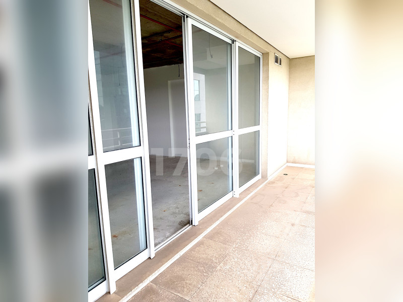 Comercial à venda Chácara Santo Antônio (Zona Sul) com 82m² e 1 quarto por R$ 600.000 - sacada1706.jpg