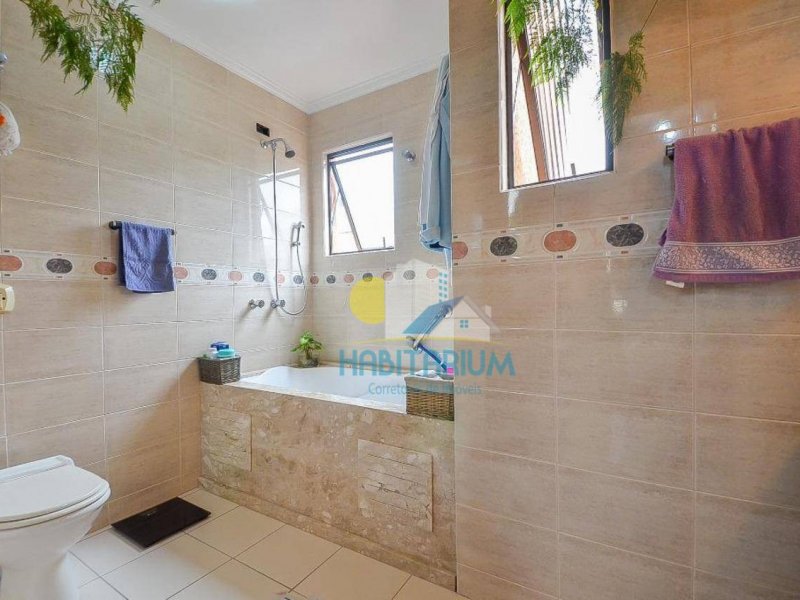 imóvel com 168m² - Tingui - Curitiba