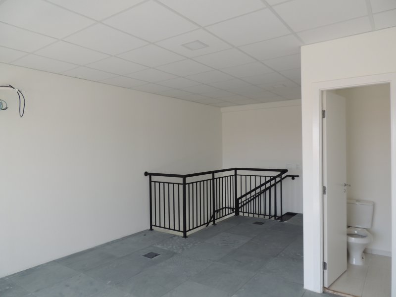 Comercial à venda Jabaquara com 72m² e  quartos por R$ 649.999 - 563926855-sala-duplex-piso-superior-02.JPG