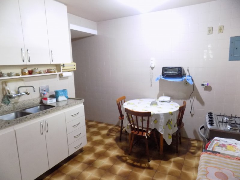Apartamento à venda Tijuca com 100m² e 4 quartos por R$ 650.000 - 1786849023-cozinha1.jpg