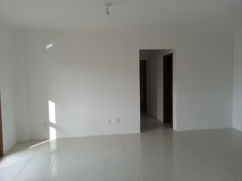 Apartamento à venda Vila Cachoeirinha com 93m² e 2 quartos por R$ 280.000 - 607276491-f09-sala.jpg