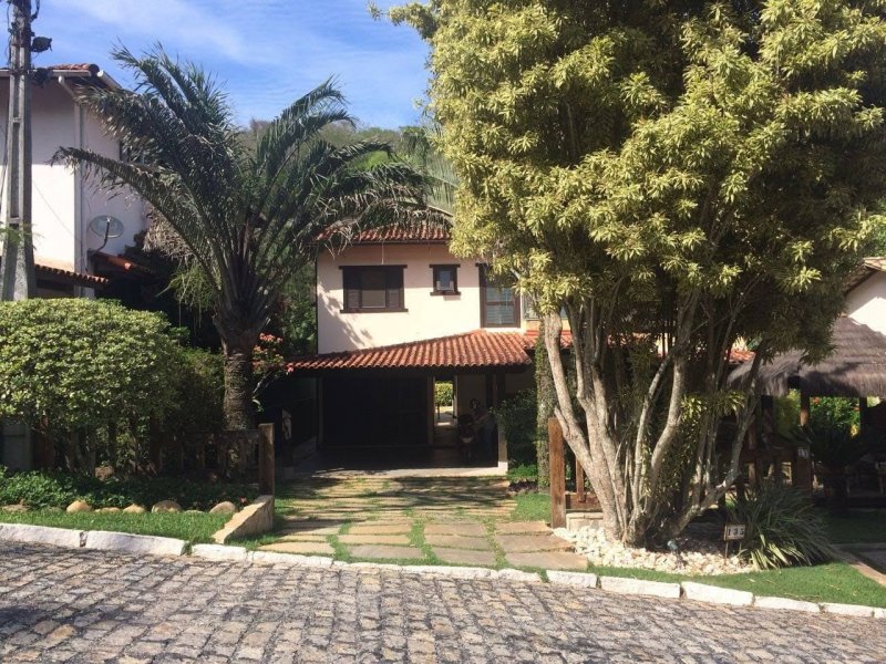 Casa à venda Engenho do Mato com 630m² e 4 quartos por R$ 1.300.000 - 1765180655-frente-2.jpg