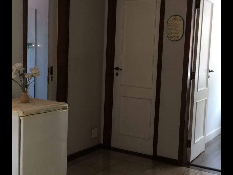 Casa à venda Engenho do Mato com 630m² e 4 quartos por R$ 1.300.000 - 934943518-hall-2o-andar.jpg