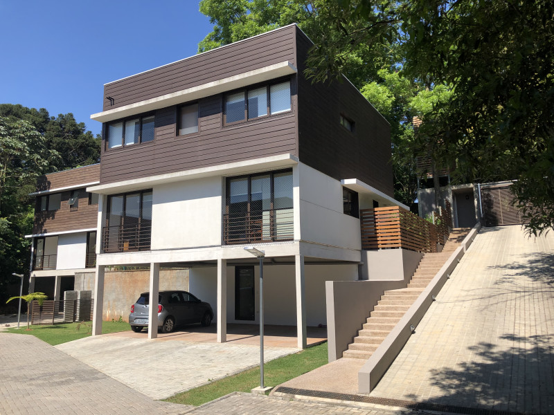 imóvel com 244m² - Granja Viana - Cotia