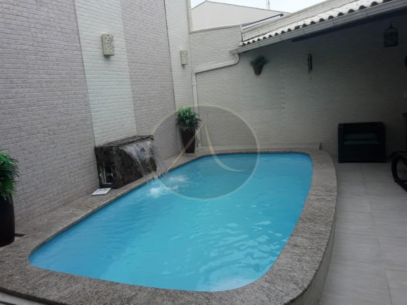 imóvel com 220m² - Passa Vinte - Palhoça