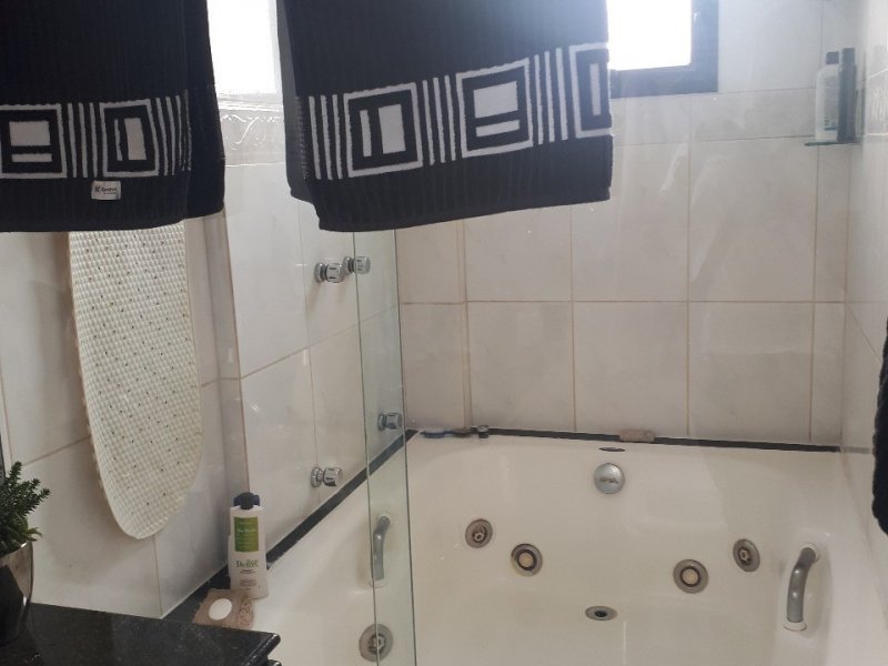 Cobertura à venda Cidade Nova com 275m² e 4 quartos por R$ 1.500.000 - 696172073-banho-suite.jpg