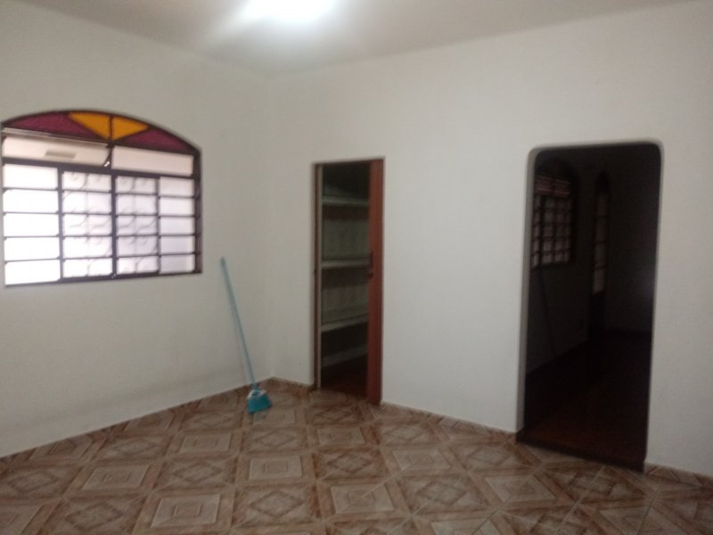 Casa à venda Vila Boa Vista com 250m² e 3 quartos por R$ 310.000 - 2052200525-20200102-164227.jpg