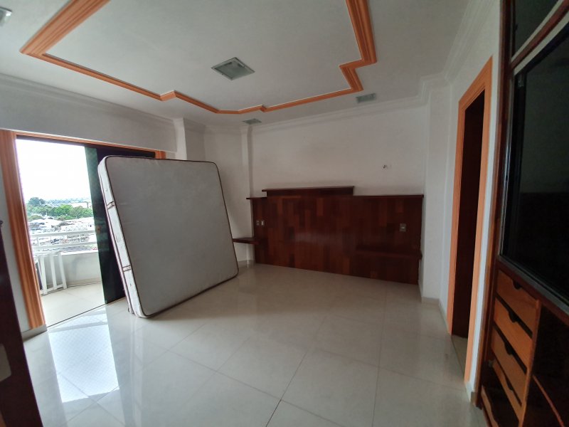 Apartamento à venda Adrianópolis com 219m² e 3 quartos por R$ 1.100.000 - 635339947-20190817-101328.jpg