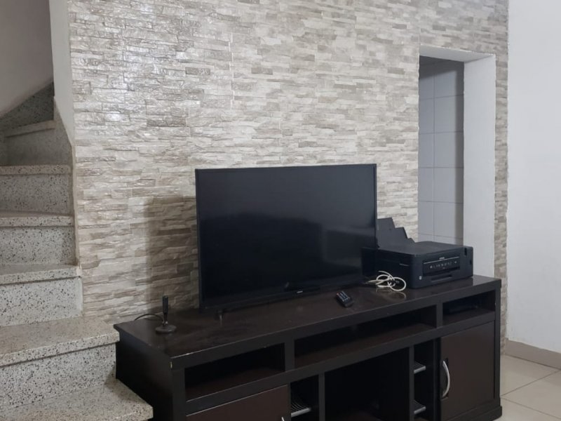 Casa à venda Vila Santa Catarina com 110m² e 4 quartos por R$ 420.000 - 619199477-img-20191118-1320168234231114417013019.jpg