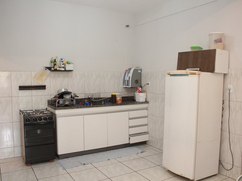 Casa à venda Machado com 300m² e 6 quartos por R$ 700.000 - 411902960-cozinha-1-andar.JPG