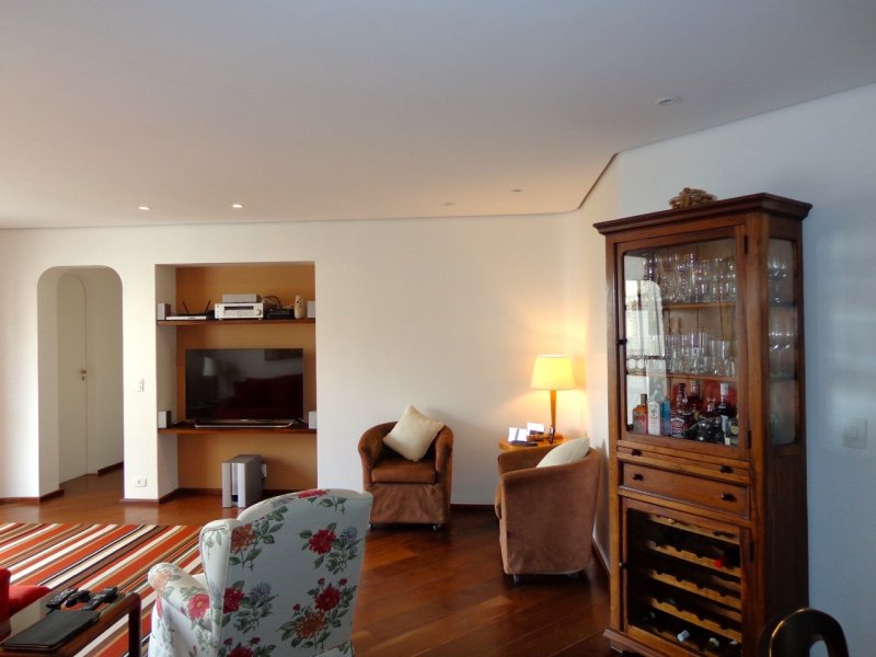 Apartamento à venda Indianópolis com 118m² e 3 quartos por R$ 1.200.000 - 636885320-6901efbd-6b68-4a36-8d31-06027cd8942c.jpeg