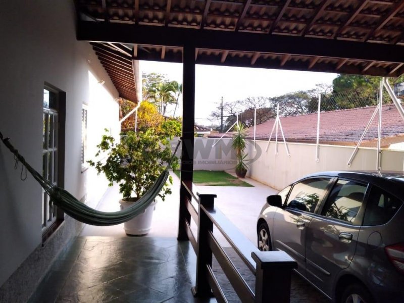 Casa à venda Jardim Bandeirantes com 425m² e 5 quartos por R$ 870.000 - 1175521012-imagem-5dc46993c496d550758b49a7-5d57589bbd96d5e2ec8b49e8-imagens-253175.jpg