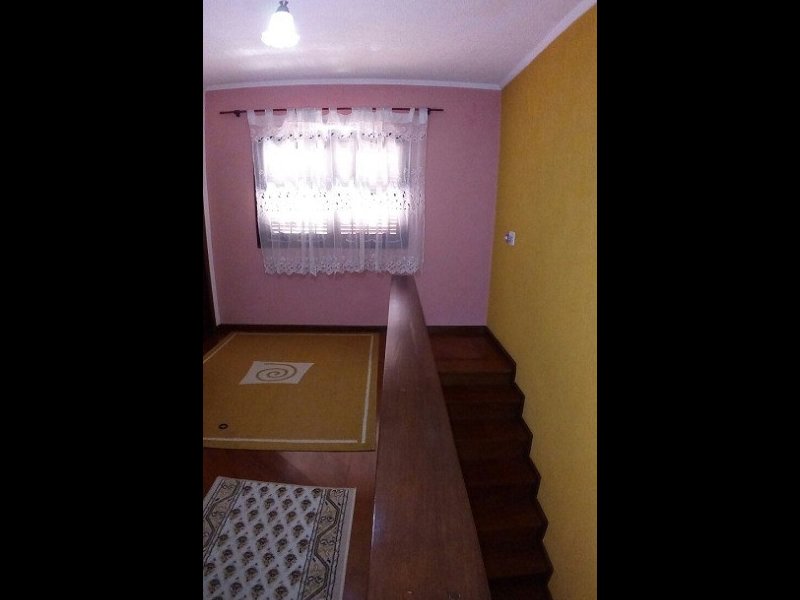 Casa de condomínio à venda Vila Campestre com 144m² e 3 quartos por R$ 535.000 - 312034512-escada.jpg