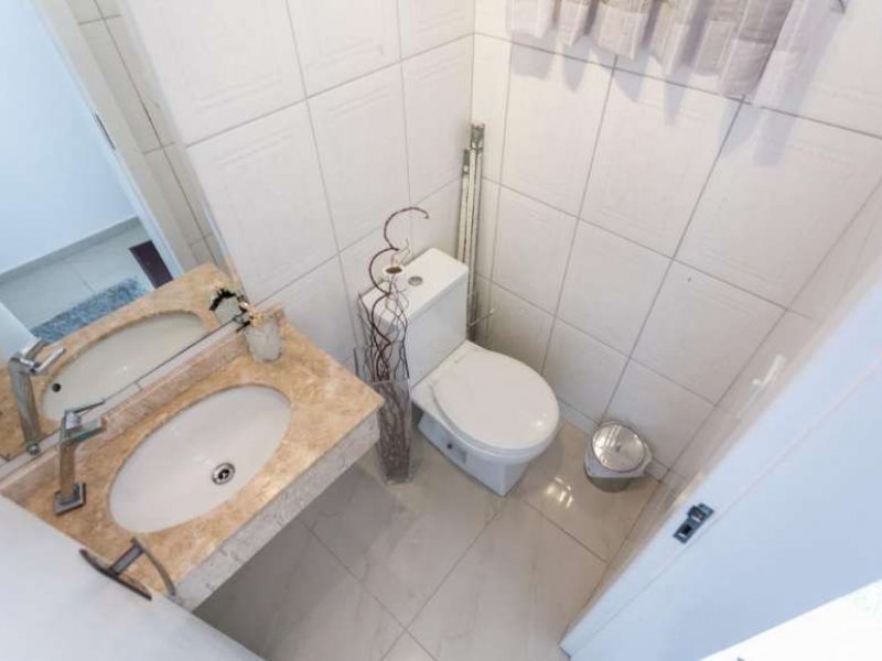 Casa de condomínio à venda Bacacheri com 224m² e 3 quartos por R$ 850 - 745694487-inbound7595013386136314280.jpg