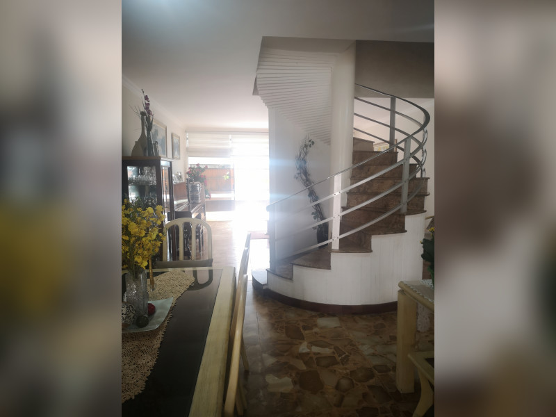 Casa à venda Vila Mariana com 289m² e 5 quartos por R$ 1.700.000 - img-20191109-132554.jpg