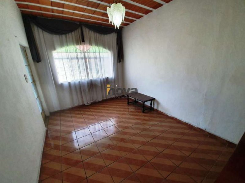 imóvel com 345m² - Alto dos Pinheiros - Belo Horizonte