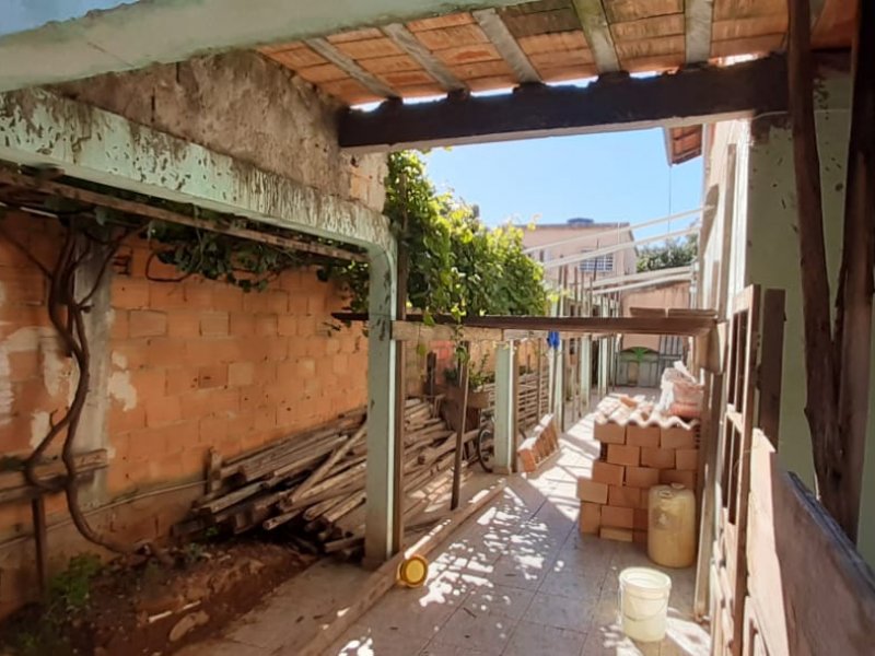 Casa à venda Independência (Barreiro) com 260m² e 5 quartos por R$ 650.000 - 1887684379-whatsapp-image-2019-12-16-at-08.jpeg