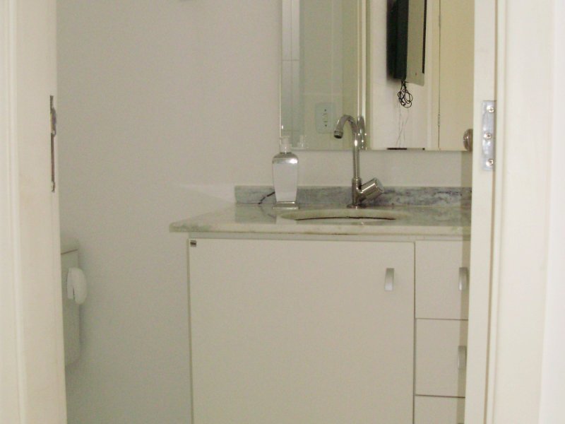 Casa de condomínio à venda Wanel Ville com 68m² e 3 quartos por R$ 299.000 - 1662461446-wc-suite-1.JPG