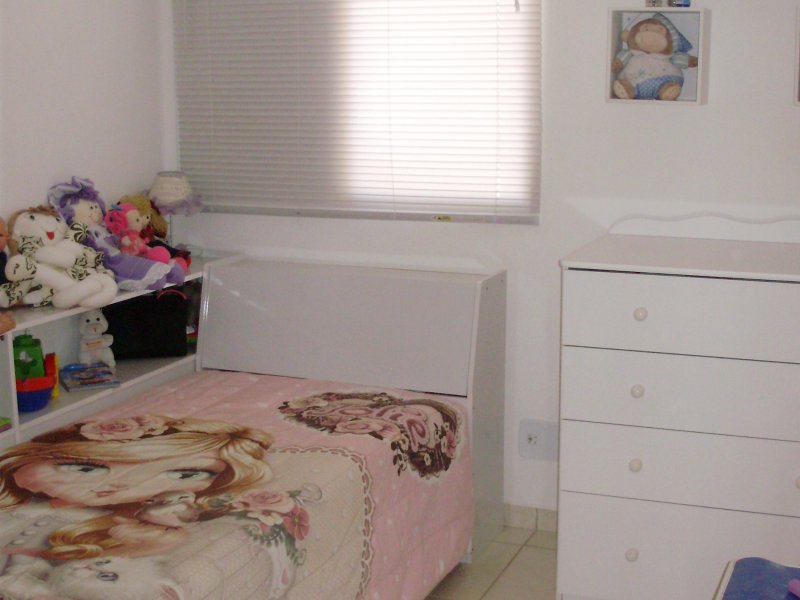 Casa de condomínio à venda Wanel Ville com 68m² e 3 quartos por R$ 299.000 - 498074247-qto-nene-2.JPG