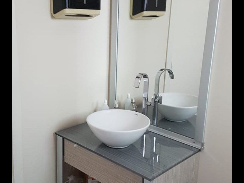 Comercial à venda Parque Mandaqui com 750m² e  quartos por R$ 3.500.000 - 1629978903-banheiro-para-clientes.jpg