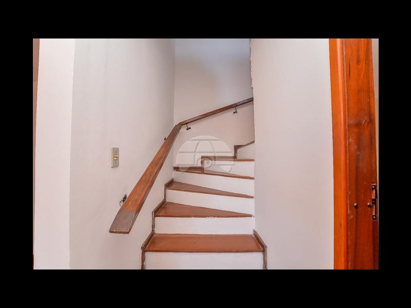 Casa à venda Boa Vista com 177m² e 4 quartos por R$ 480.000 - 786575915-escada-acesso-piso-superior-com-madeira-macica.jpg