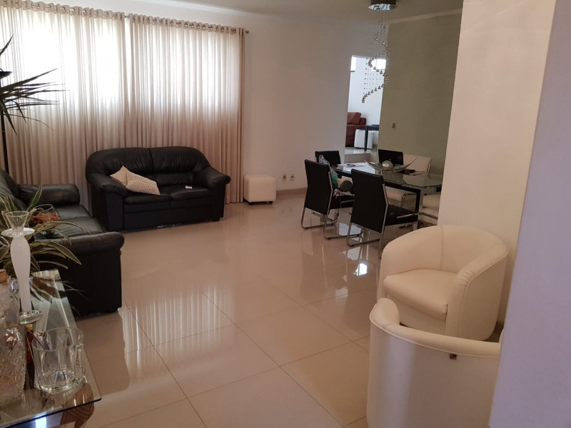 Apartamento à venda Horto (Morro das Moças) com 250m² e 4 quartos por R$ 500.000 - 2005002345-74bf2209-d98c-4bab-b229-dc8b13a4976d.jpeg