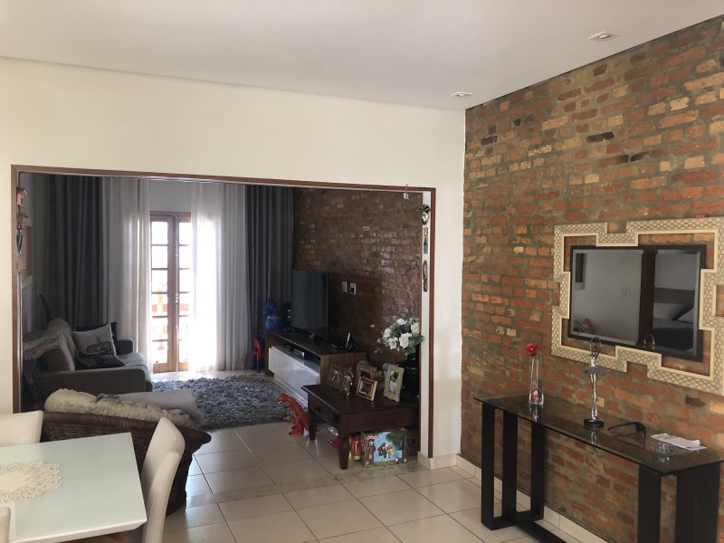 Comercial à venda Mooca com 350m² e  quartos por R$ 1.500.000 - 1045608032-d1bfb783-fd49-469a-a91c-72a1bbac218f.jpeg
