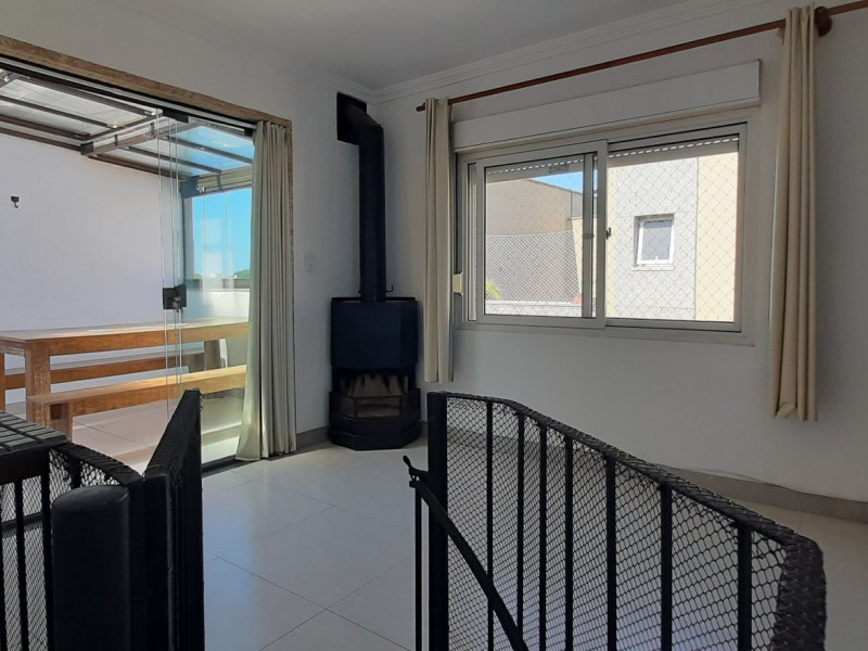 Cobertura à venda Nonoai com 90m² e 1 quarto por R$ 320.000 - 6605f90d-6d2c-44a3-a128-998cc61d13a1.jpg