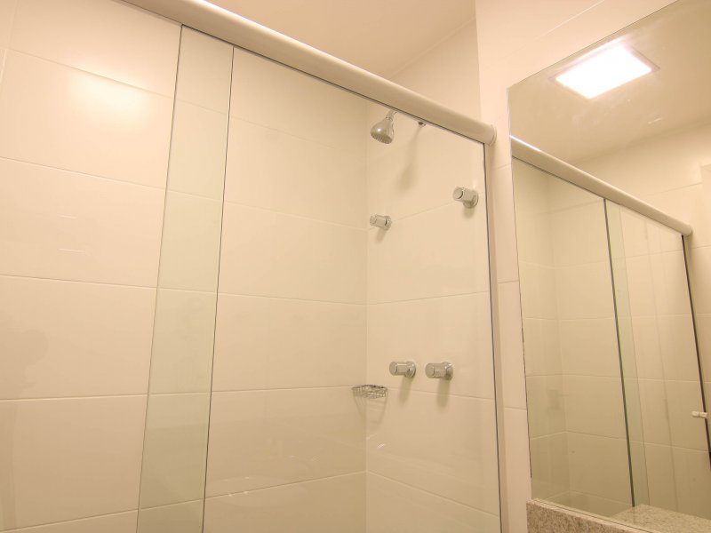 Flat à venda São Bento com 21m² e 1 quarto por R$ 290.000 - 2115782442-img-6220banheiro1.jpg