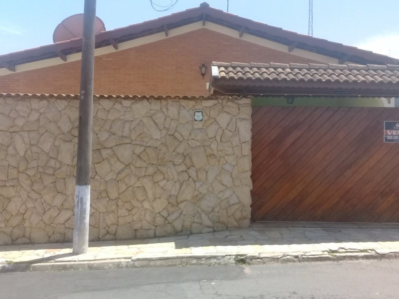 Casa à venda Centro com 150m² e 3 quartos por R$ 700.000 - 523877025-20191028-111029.jpg