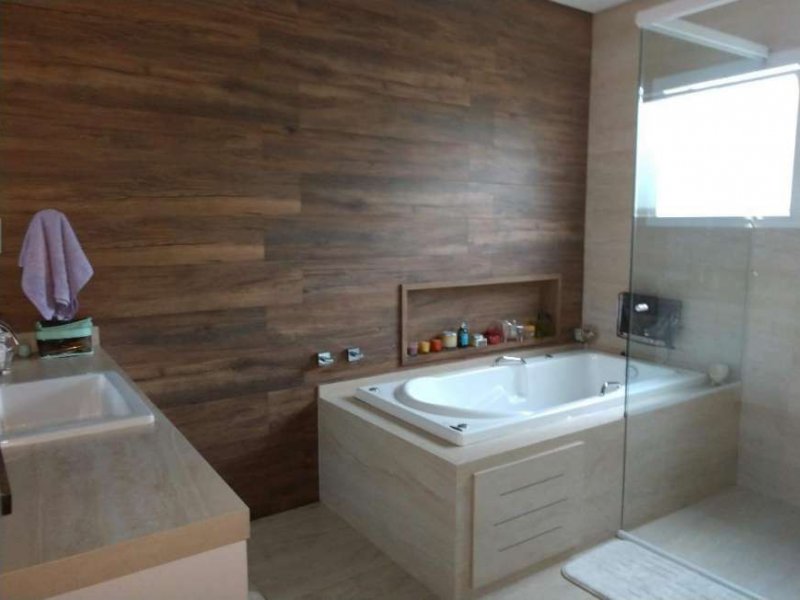 Casa de condomínio à venda Jardim do Golf I com 375m² e 3 quartos por R$ 1.900.000 - 1578798504-13.jpg