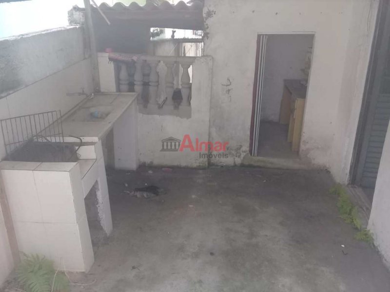 Casa à venda Itaquera com 200m² e 5 quartos por R$ 400.000 - 1025228246-quintal-com-churrasqueira.jpg