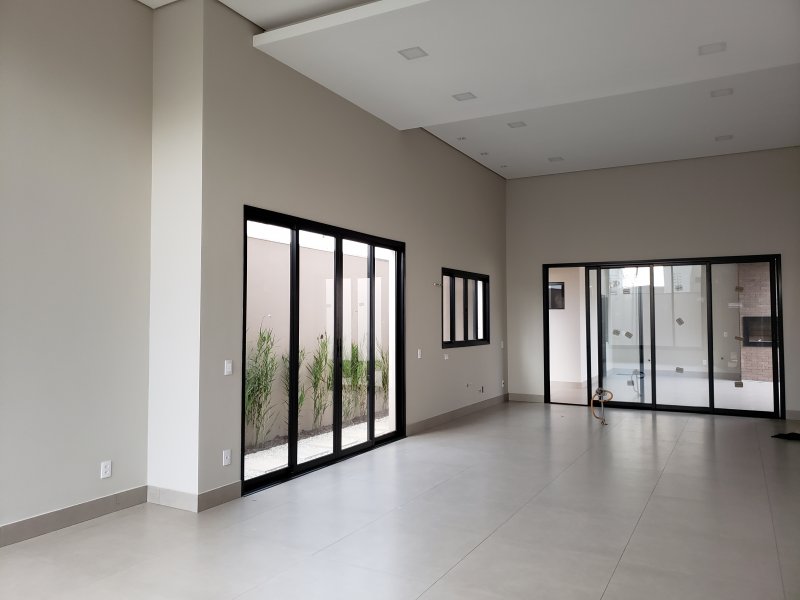 imóvel com 220m² - Parque Universitario - Americana