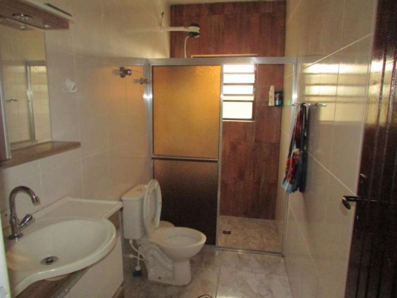 Casa à venda Vila Nossa Sra. de Fatima com 170m² e 3 quartos por R$ 170.000 - 1889408638-6440b555d0d82819bd09606b8ffb49.jpg