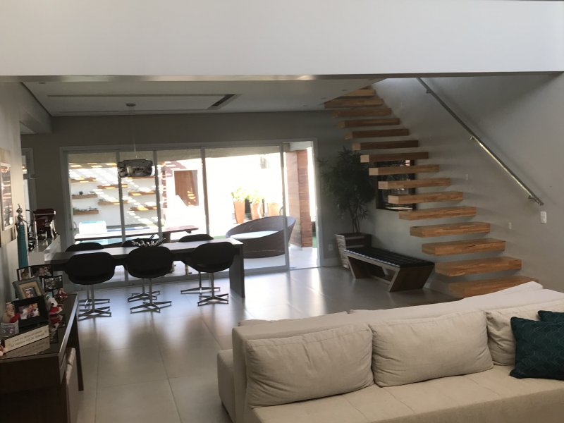 Casa de condomínio à venda Engordadouro com 360m² e 3 quartos por R$ 2.500.000 - 1521431224-fb55536f-6946-401e-82b3-154e21314185.jpeg