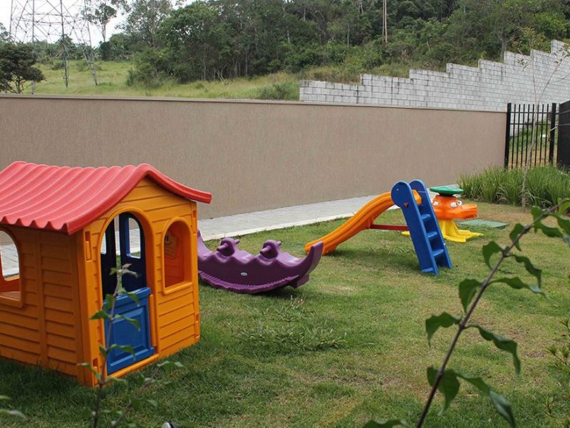 Terreno à venda Cézar de Souza com 314m² e  quartos por R$ 240.000 - 127891953-parquinho-do-clube.JPG