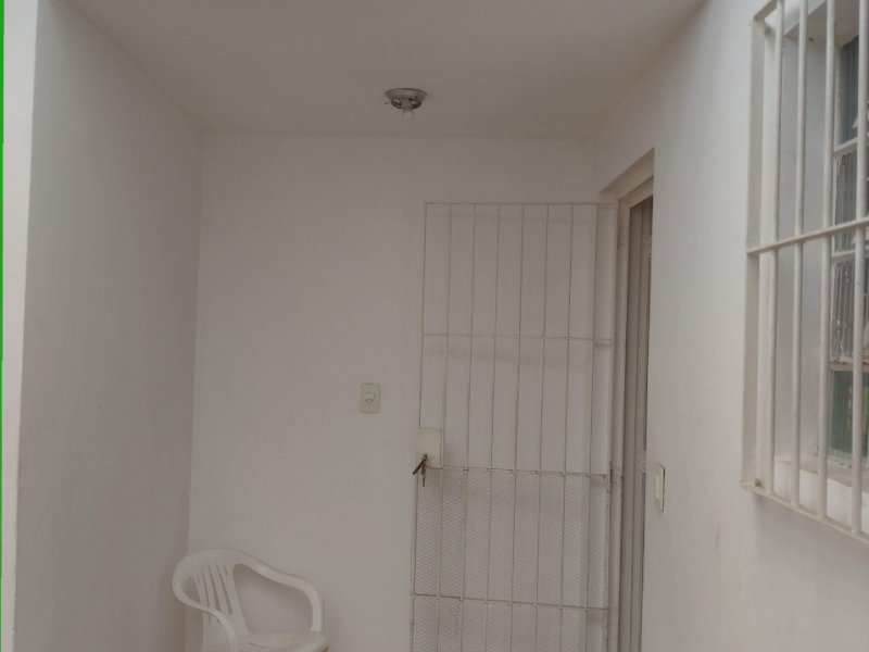 Casa à venda Jardim Eliana com 100m² e 2 quartos por R$ 380.000 - 1154740300-img-20191209-wa0018.jpg