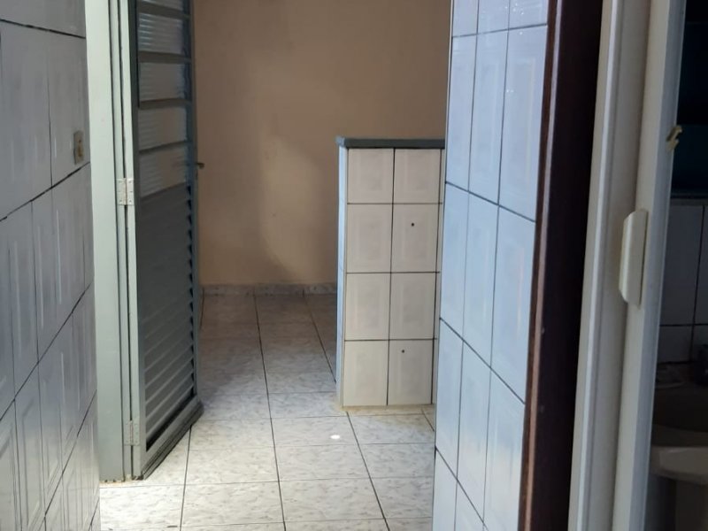 Casa à venda Vila Coimbra com 250m² e 3 quartos por R$ 300.000 - 775122703-whatsapp-image-2019-12-09-at-12.jpeg