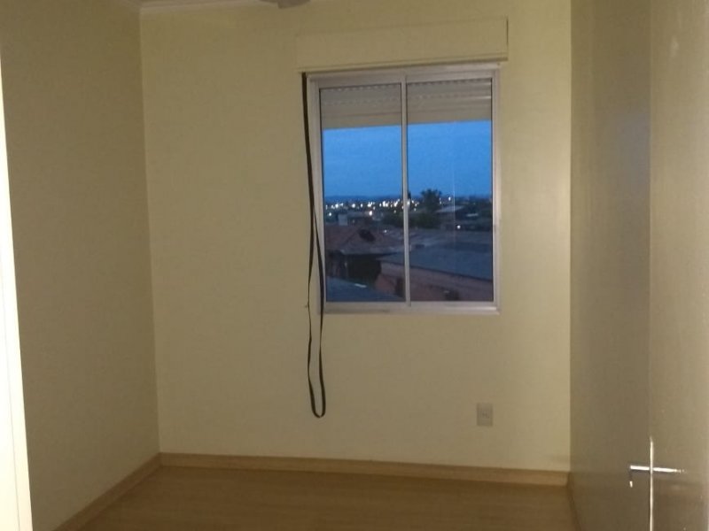 Apartamento à venda Sarandi com 55m² e 3 quartos por R$ 199.400 - 1566660156-img-20190115-wa0019.jpg
