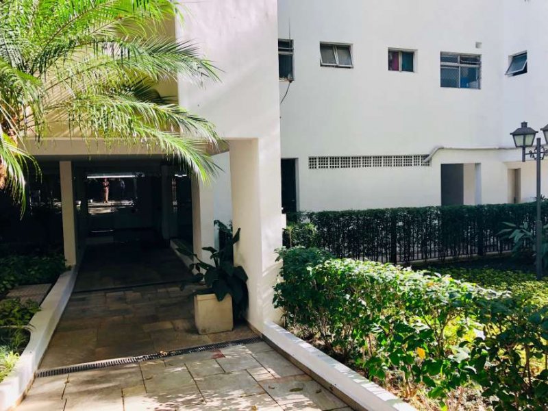 Apartamento à venda Real Parque com 81m² e 2 quartos por R$ 600.000 - 1141444036-hall-predio.jpg