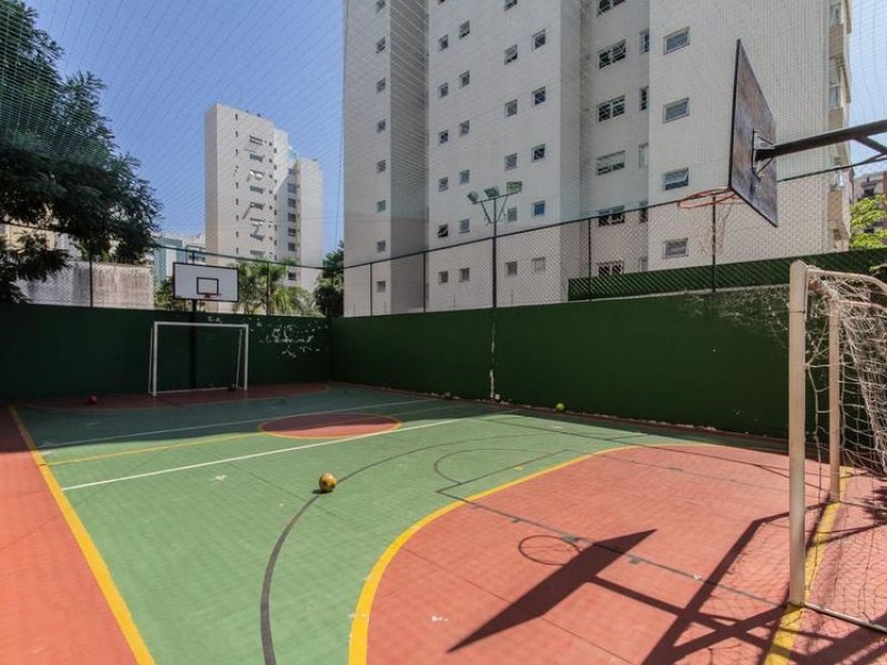 Apartamento à venda Real Parque com 81m² e 2 quartos por R$ 600.000 - 1931913675-quadra-poli-esportiva.jpg