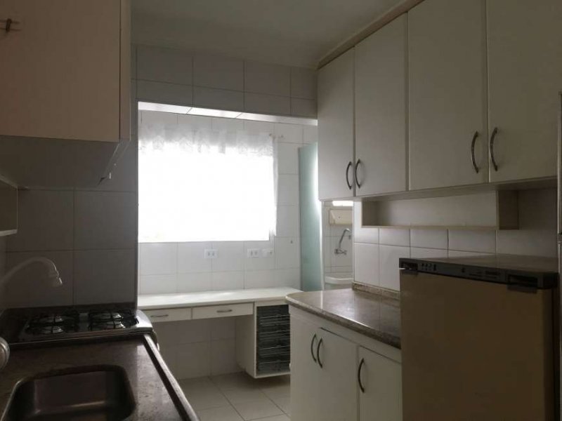 Apartamento à venda Real Parque com 81m² e 2 quartos por R$ 600.000 - 2040296107-cozinha1c.jpg