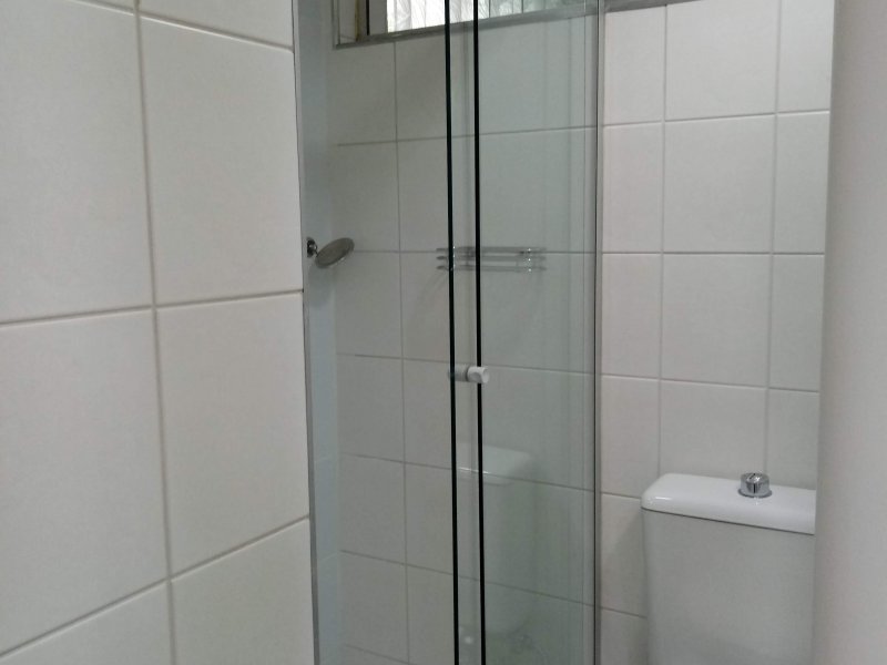 Apartamento à venda Real Parque com 81m² e 2 quartos por R$ 600.000 - 462164004-banheiro-2a.jpg