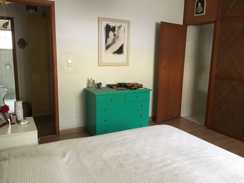 Casa à venda Jardim Aeroporto com 200m² e 3 quartos por R$ 900.000 - 1194607232-quarto-suite.jpg