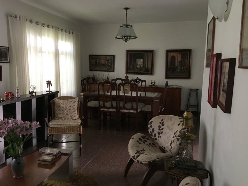 Casa à venda Jardim Aeroporto com 200m² e 3 quartos por R$ 900.000 - 560423520-sala2.jpg