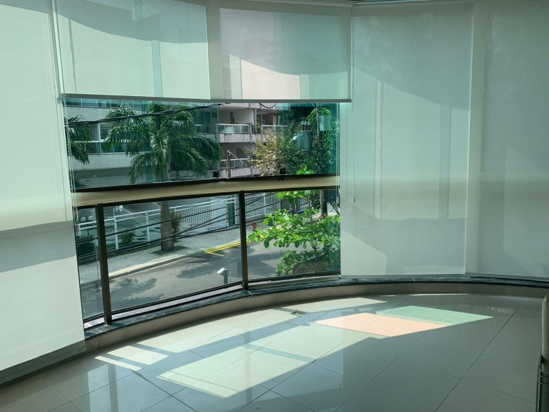 Apartamento à venda Recreio dos Bandeirantes com 200m² e 3 quartos por R$ 1.995.000 - 1629746579-08-varanda-02-2.jpeg