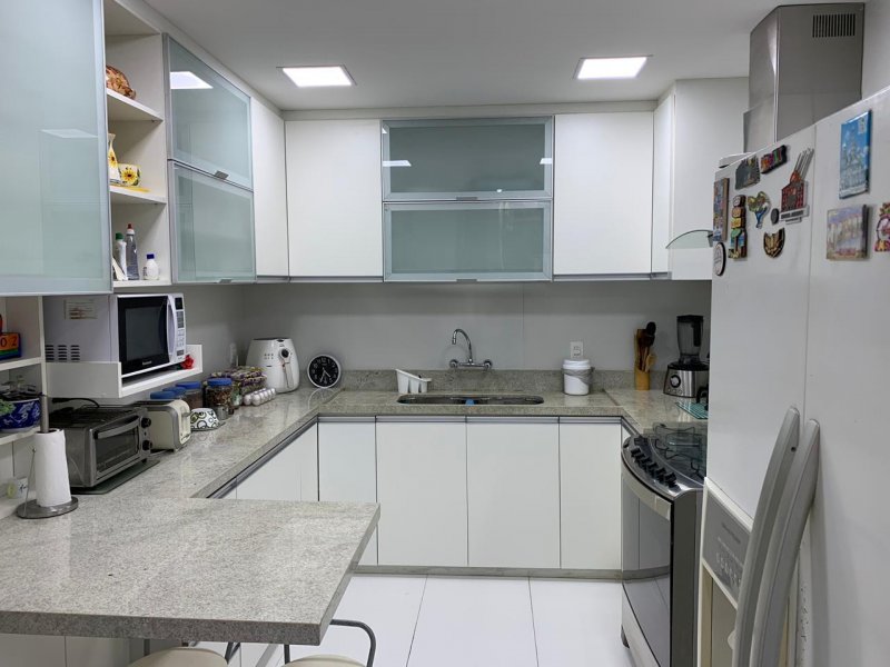 Apartamento à venda Recreio dos Bandeirantes com 200m² e 3 quartos por R$ 1.995.000 - 1688960799-13-cozinha-4.jpeg