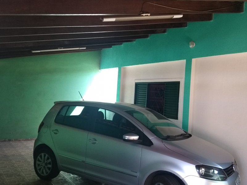 Casa à venda Santa Mônica com 90m² e 3 quartos por R$ 380.000 - 1911063543-img-20180909-140200947.jpg
