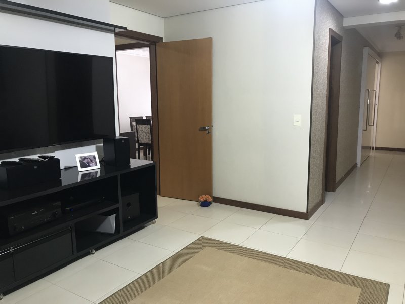 Apartamento à venda Jardim Irajá com 265m² e 4 quartos por R$ 1.390.000 - 565969419-img-6717.JPG