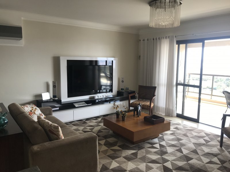 Apartamento à venda Jardim Irajá com 265m² e 4 quartos por R$ 1.390.000 - 971379534-img-6710.JPG
